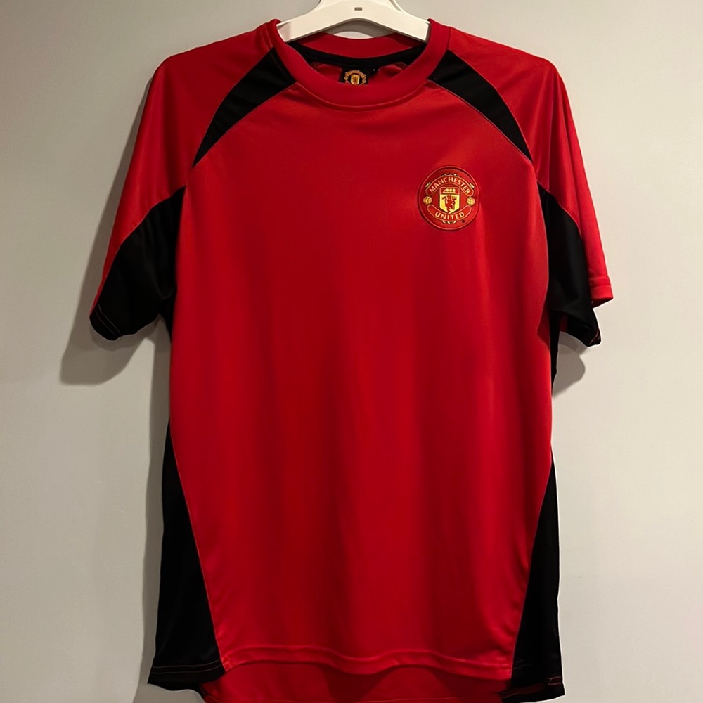 Manchester United athletic shirt
